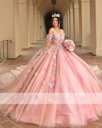 Розовые платья принцессы Quinceanera с цветами 2023, с открытыми плечами и аппликациями из бисера, сладкое 16-е платье Vestido De Xv Anos для выпускного вечера Cour Train