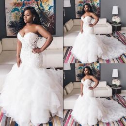 2022 Sexy African Sweetheart Mermaid Wedding Dresses Illusion Lace Appliques Crystal Beaded Ruffles Tiered Organza Formal Bridal G250S