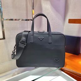 2VE005 New Men's briefcase High-end Custom Quality Tote in nylon with double handles and detachable shoulder strap detail design chic chic