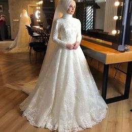 Elegant White Islamic Muslim Wedding Dresses without Hijab Long Sleeves High Neck Pearls Lace Arabic Bridal Gowns Dubai Party Dres270U