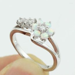 Cluster Rings 1 Piece Women Fashion Flower Ring Man Made Opal Finger Crystal Hollow Out Jewelry