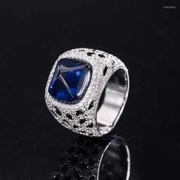 Cluster Rings Brand Genuine Luxury Real Jewels Colourful Imitation Emerald Blue Treasure Large Circle Neck Ring For Men And Women Main Stone