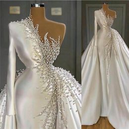 Luxury Chapel Wedding Dresses Satin Beaded Wedding Bridal Gowns One Long Sleeve Wedding Gown Sweep Train Vestidos De Novia332D