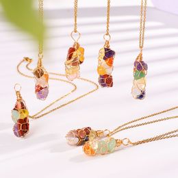 Natural Irregular Chakra Agates Chip Stone Beads Pendant Gold Winding Net Seven Coloured Stones Necklace for Women Men