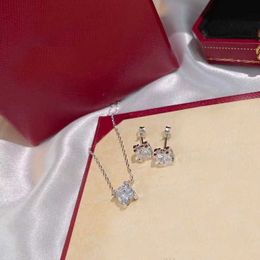 Original designer Carter ox horn diamond necklace champagne gold clavicle chain high carbon Seiko version fashion womens Jewellery B4UQ