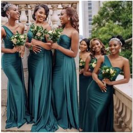 2022 Emerald Green Country Style Wedding Bridesmaid Dresses Spandex Satin Mermaid Bridesmaid Gowns Party Prom Robe B0602G01198T