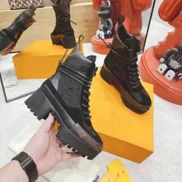 Designer Beaubourg Ankle Boot Women Classic Chelsea Boot 4CM Leather Jacquard Textile Shoes Fashion Laureate Desert Boot 07