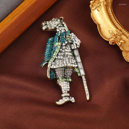 Brooches Retro Horse Head Human Body God For Women Colour Sparkling Taking Sword Brave Spirit Figure Party Brooch Pins Gift