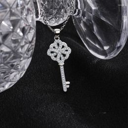 Pendant Necklaces Sweet Hollow Zircon Rhinestone Key Chain Necklace For Women Fashion Long Crystal Jewellery Dz020