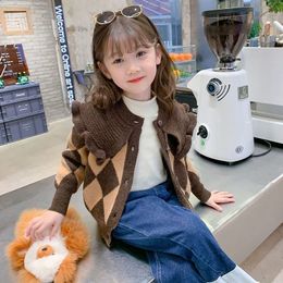 Pullover Plaid Girls Sweater Knit Cardigan 2023 Korean Version Spring Autumn Kids Tops Ruffle Turndown Collar Casual Clothes 230619