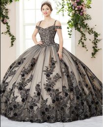 Champagne Black Princess Quinceanera Dresses Cold Shoulder Beaded Floral Pattern Lace-up Corset Prom traje de 15 quinceanera