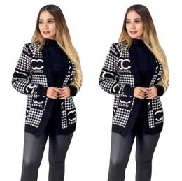 23CCS Nya kvinnors tröjor Fashion Long Sleeve Cardigan Knitwear Women Brand Designer Sweaters M4004