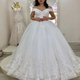 Ball Gown Princess Wedding Dresses 2020 Off Shoulder Lace-up Back Lace Appliques Beaded Romantic Long Bridal Gowns Vestido De Novi234d