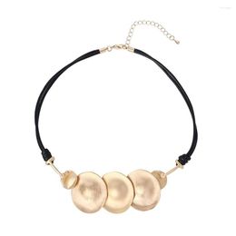 Pendant Necklaces Trend Multiple Round Statement Necklace Neck Chokers Fashion Jewelry For Women Chains Suspension Pendants Unusual