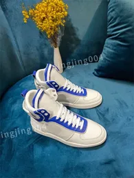 New top Luxury Designer sneakers Men Women Canvas lace up flat bottomed fashionable comfortable casual shoes size 35-46