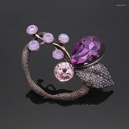 Brooches Fashion Large Leaf For Women 2023 Vintage Original Purple Crystal Flower Brooch Pins Plant Jewellery Wholesale