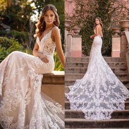 Mermaid Wedding Dresses Spaghetti Straps Lace Appliques Beach Bridal Gowns Custom Made Open Back Sweep Train Robe De Mariee305U