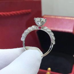 Cluster Rings Nique Goddess Angel Wedding Dress Eight Hearts And Arrows Hollow Ruby Six-claw Couple Ring For Women Gift Jewelry