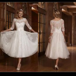 Line White 2019 короткие свадебные платья Scoop кружевные аппликации с половиной рукава старинные свадебные платья дешевые длина колена Weddin200Q