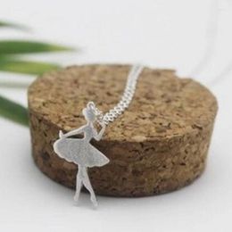 Pendant Necklaces Fashion Personality Silver Plated Jewellery Not Allergic Wire Drawing Beautiful Ballet Girl XL100