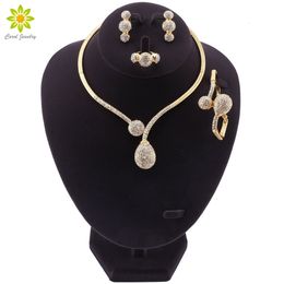 Pins Brooches Luxury African Beads Jewelry Set Bridal Gift Gold Color Necklace Nigerian Wedding Dubai Sets Design Accessories 230619