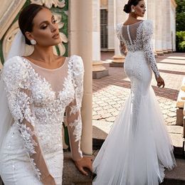 Gorgeous Long Sleeves Mermaid Wedding Dresses Lace Appliques Sheer Crew Neck Back Buttons Ivory Tulle Modern Elegant Bridal Gowns 2023