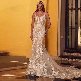 Znakomite spaghetti paski koronkowe sukienki ślubne brokatowa cekina syren ślubna sukienka bez pleców letnie na zewnątrz vestido de Mariee 326 326