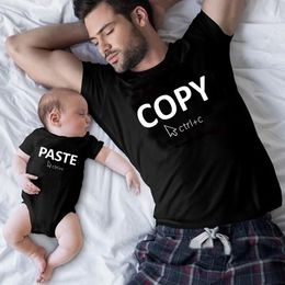 Family Matching Outfits Look Copy Paste Tshirts Funny Clothes Father Daughter Son Daddy Mommy and Me Baby Kids 230619