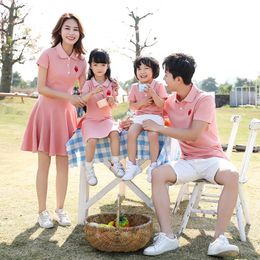 Family Matching Outfits Mother Daughter Dress Outfit Polo T Shirt Summer Couple Clothes Parentchild 230619