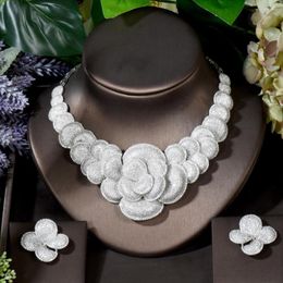 Necklace Earrings Set Fashion Classic Zirconia Wedding Flower Shape 2 Pcs Jewellery For Women Anniversary Party Show N-1707