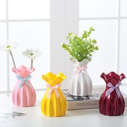 Vases Plastic Vase Simulation Flower Dried Arrangement Living Room Dining Table TV Cabinet Decoration Mini