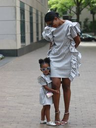 Family Matching Outfits Mom and daughter Dress Summer Stylish Stripe Ruffle For Mommy Daughter Clothes Parentchild Mini 230619