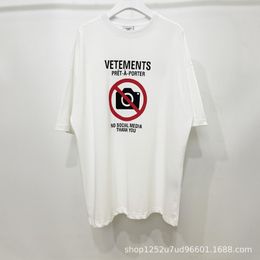 2023SS Moda Markası VTM Büyük Boy Pamuk T-Shirt Yok Fotoğraf Slogan Mektubu Yuvarlak Boyun Sıradan Gevşek Kadın T-Shirt Ters T-Shirt