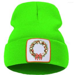 Berets Merry Christmas Printing With Gift Winter Cap Street Fashion Warm Beanie Caps Simple Casual Unisex Quality Comfort Hat