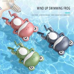 Cute Baby Water Toys For Children New Baby Bath Swimming Bath Toy Frogs Clockwork Bath Toy brinquedos infantil L230518