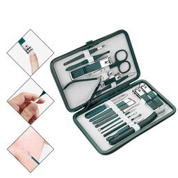 Callus Shavers Manicure Set Professional Nail Clippers Kit Pedicure Care Tools Stainless Steel Women Grooming 18Pcs for Travel or Home 230619