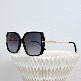 Men's sunglasses Designer Twin-bridge fashion UV glass lenses with leather shell sunglasses men's and women's 7 colors available