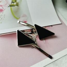 Simple designer hair clips enamel triangle hairpin for ladies attractive small hair decor single sided dress letter pretty rock hiphop luxury snap pins ZB046 E23