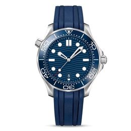 Montres pour hommes montre de créateur de haute qualité 42mm boîtier montre avec bracelet en caoutchouc 300m 600m plongée hommes sport mouvement automatique montres aaa