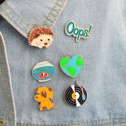 Brooches Fashion The Phonograph Record Puppy Goldfish Bowl Hedgehog Animals Drip Brooch Enamel Glaze Badge Women Jewellery Gifts