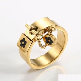 Band Rings Fashion Lucky Flower Charm With Chain Ring Gold/Sliver Stainless Steel Love Promise Finger For Women Men Jewelry Gift Dro Dhdxi