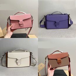 Hand Designer Bag C Letter Women Crossbody Bags Luxurys Handbags Leather Shoulder Bags Purses Square Unisex Messenger Bags 230524