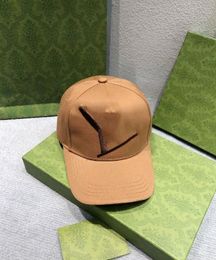 High-end large label embroidered baseball cap men's and women's casual cap summer tide couple sunscreen caps