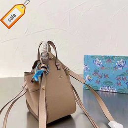Women's Top Designer Handbags Shoulder Bag Crossbody Bag Tote New Fashion Texture Cowhide Multifunctional Backpack Gift Box Packaging Factory Direct Sales
