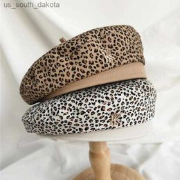 Vintage Leopard Beret Bling Metal Letters Painter Caps For Women Luxury Dinner Noble Brim Beanie Hats L230523