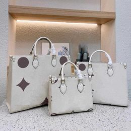Totes 3 Size Mommy Bag Classic Print Leather designer Handbag 6 Colors Womens Designer Bag Fashion Tote Bag Ladies shoulder Purse