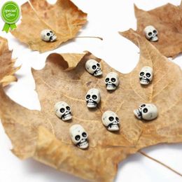 New 10pcs Mini Skull Skeleton Scary Halloween Party Decorations for Home Table Resin Ghost Skeleton Head Haunted House Horror Props