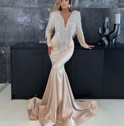 Stylish Mermaid Evening Dresses Long Sleeves V Neck Tassel Appliques Floor Length Crystals Satin Diamonds Zipper Plus Size Prom Dress Plus Size Gowns Party Dress