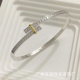Дизайнерский бренд бренд бренд Edge Bracelet Высококачественный простые и атмосферные S925 Серебряное кольцо -кольцо