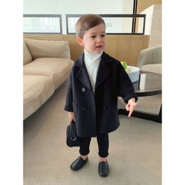 Płaszcz Lapel Woolen Woolen Spring Girl Jackets Autumn Boy Rów wełna wełna podwójnie piersi siatka płaszcza dzieci chłopcy dziecko 230620